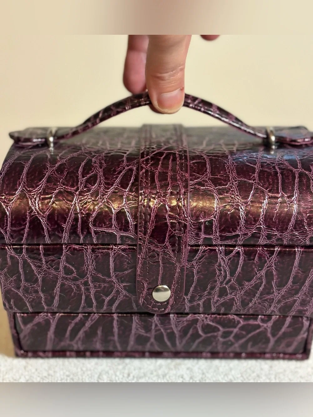 NWT Tuscan Designs Eggplant Crocodile Print Travel Jewelry Case